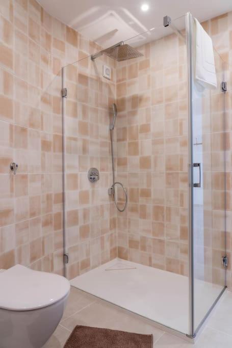 Carvoeiro Roof Top Apartment, Next To The Beach! エクステリア 写真